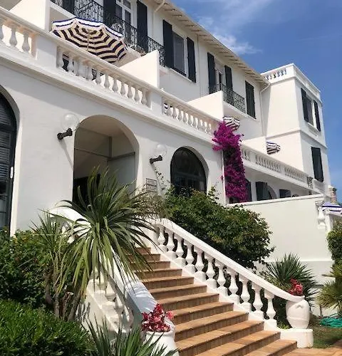 Des Mimosas 3* Juan-les-Pins