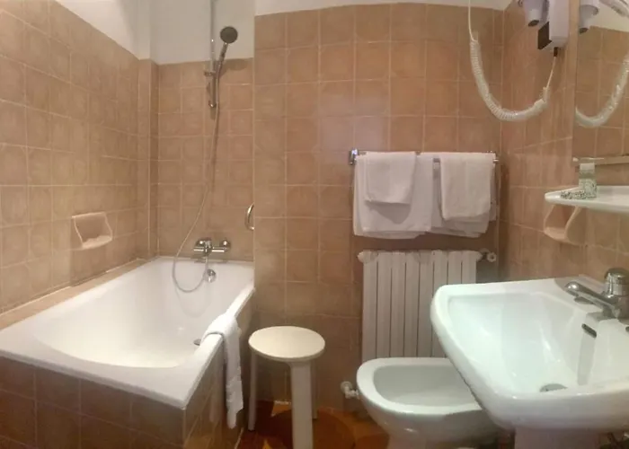 Hotel Des Mimosas Juan-les-Pins