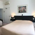 Hotel Des Mimosas