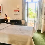 Des Mimosas Hotel