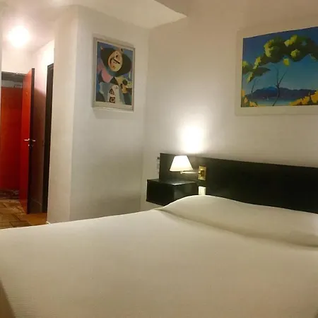 Des Mimosas Hotel 3*