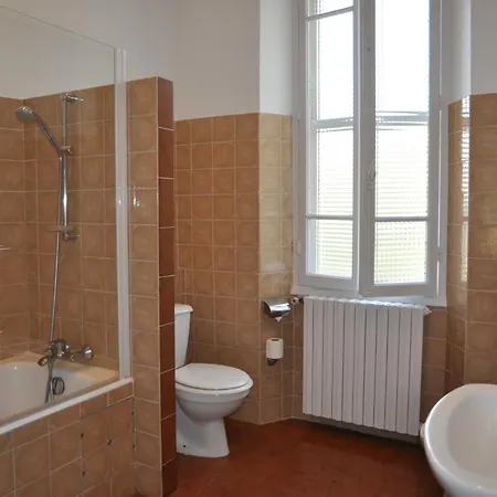 Otel Des Mimosas 3*