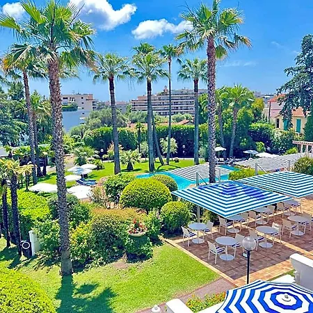 Des Mimosas Hotel