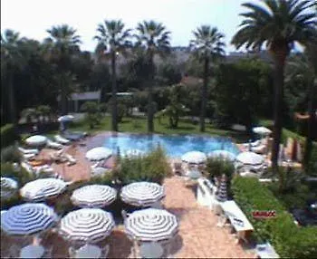 Des Mimosas Otel