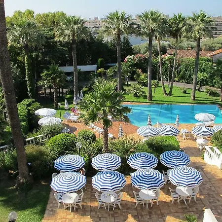 Des Mimosas 3*