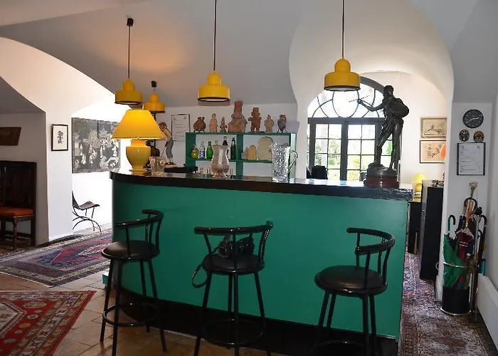 Des Mimosas 3* Juan-les-Pins