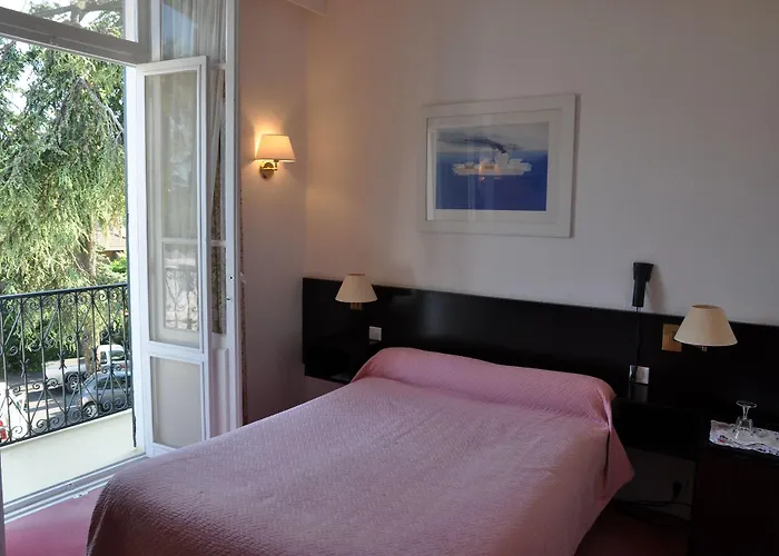 Des Mimosas Hotel 3*