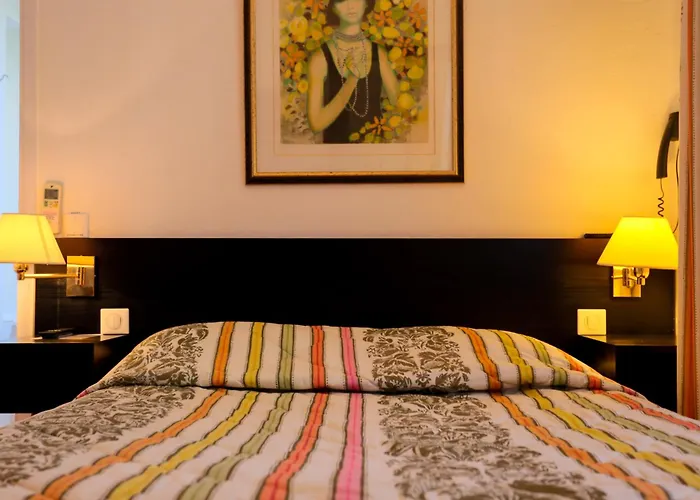 Otel Des Mimosas Juan-les-Pins